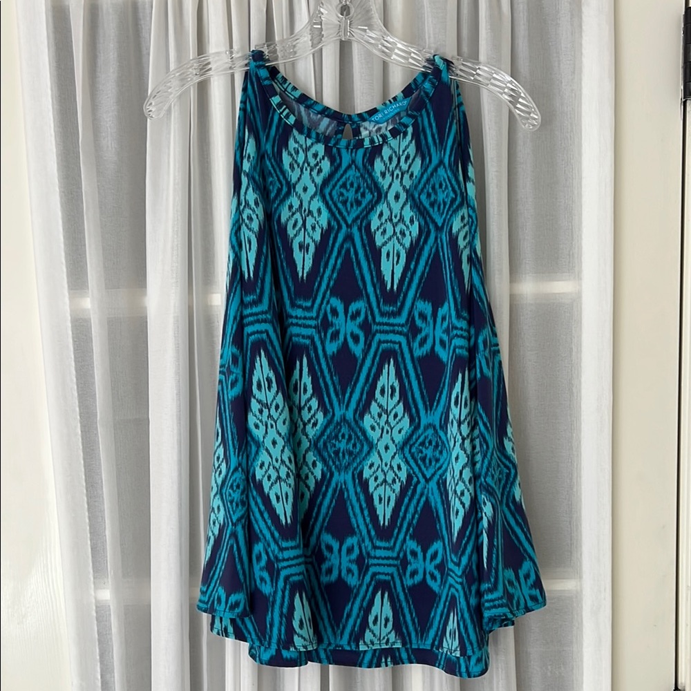 Tori Richard Blue and Teal Hawaiian Inspired Sleeveless Top